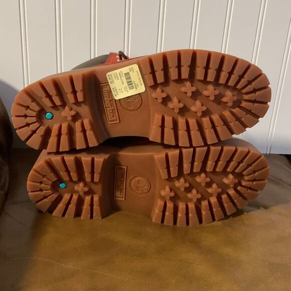 Women's 9.5 Timberland Stone Street 6-Inch Waterproof Platform Boot Lace-Up - Picture 10 of 11